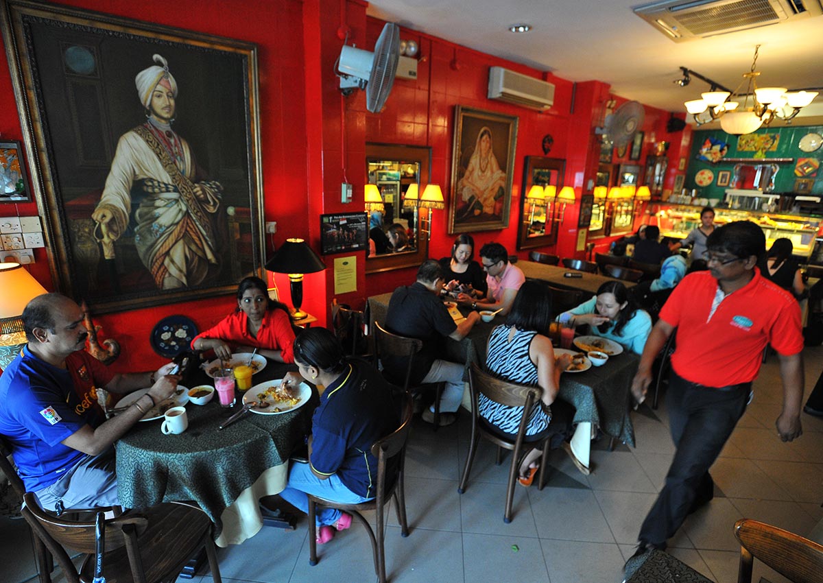 5 Restoran Halal yang Wajib Dicicipi Ketika Berkunjung ke Singapura