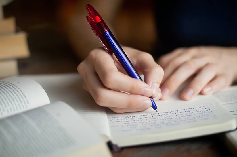 5 Tips Agar Tidak Takut Menjadi Penulis