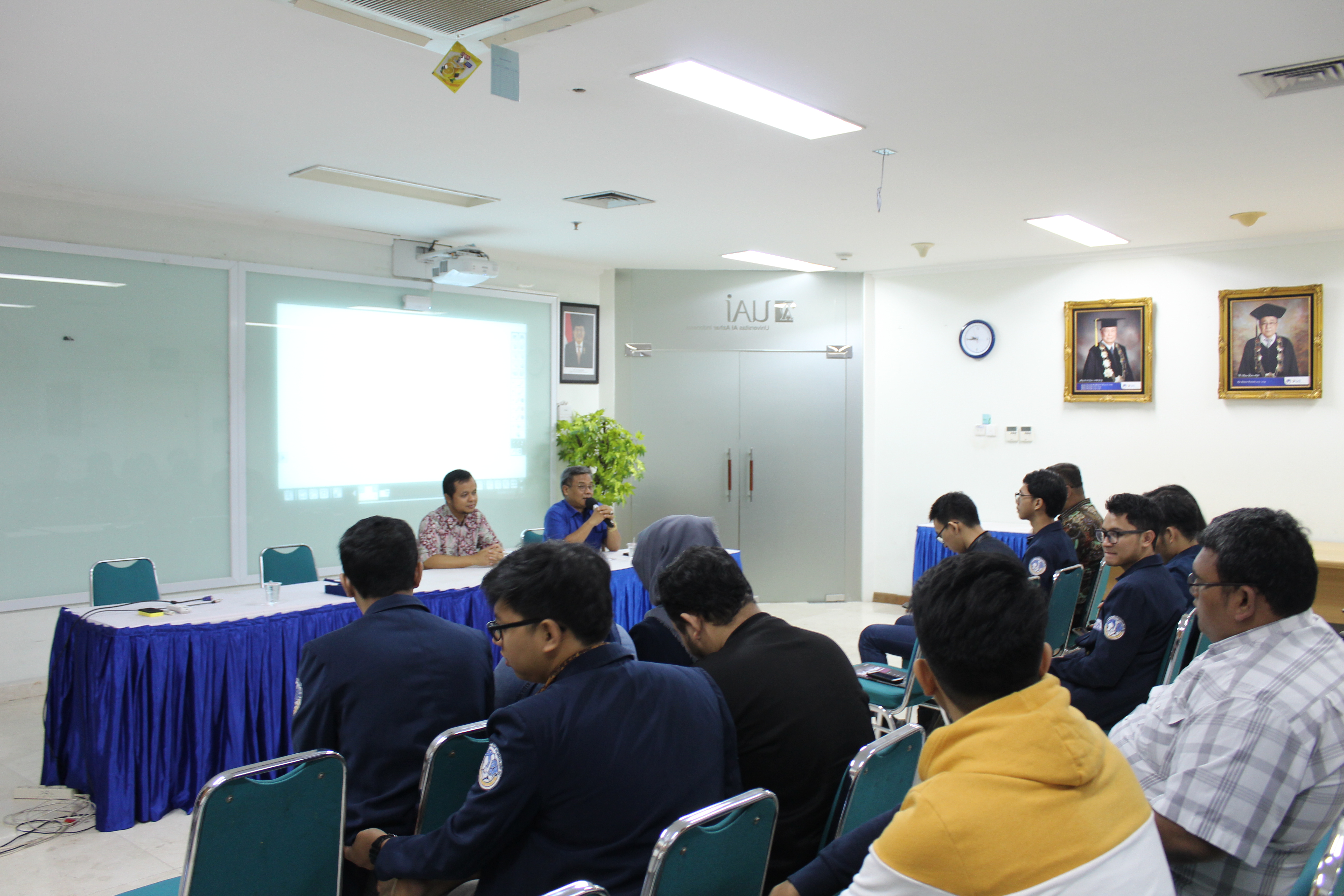 KOMAHI Universitas Al Azhar Indonesia Menggelar Studi Banding ke Bangkok