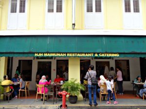 5 Restoran Halal yang Wajib Dicicipi Ketika Berkunjung ke Singapura