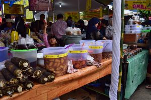 Yuk Berburu Takjil di Benhil!