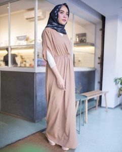 Tak Selalu Harus Kaftan, Ini dia! Pilihan Outfit Saat Lebaran ala deCODE