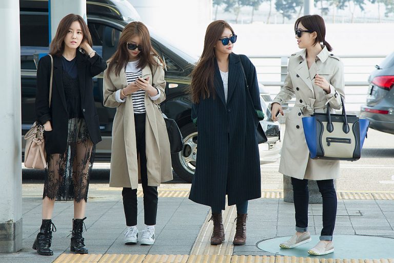 Korean Airport Fashion