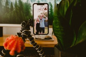 Tren Virtual Photoshoot untuk Mempercantik Feeds!