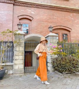 Lihat Inspirasi 5 Style Outfit Hijab ala KOREA ini Yuk!