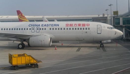 Pesawat China Eastern Airlines Jatuh dan Terbakar